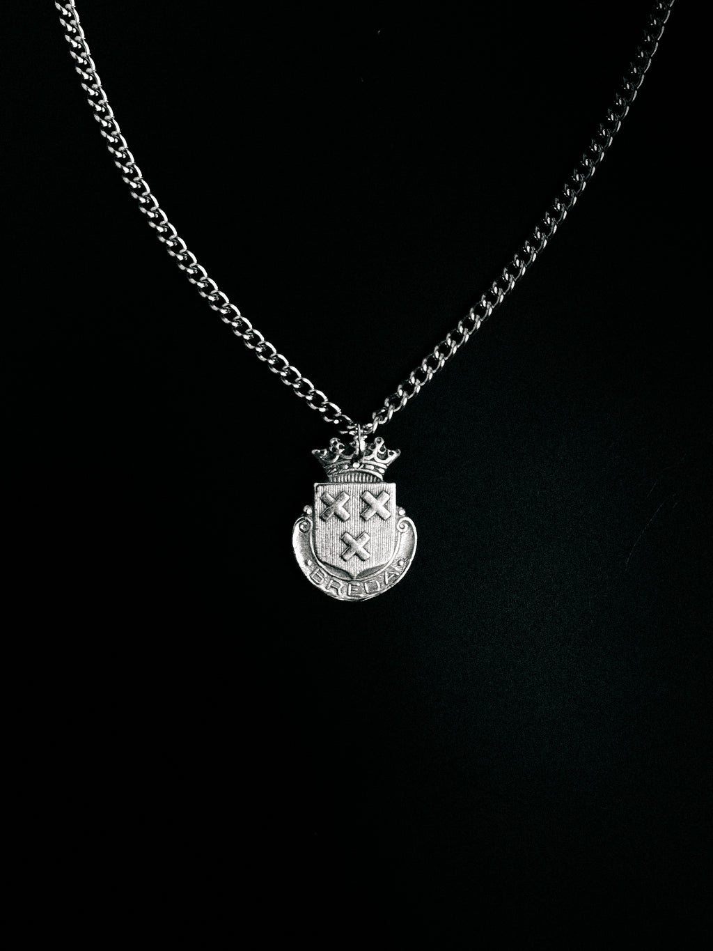 Breda Chain